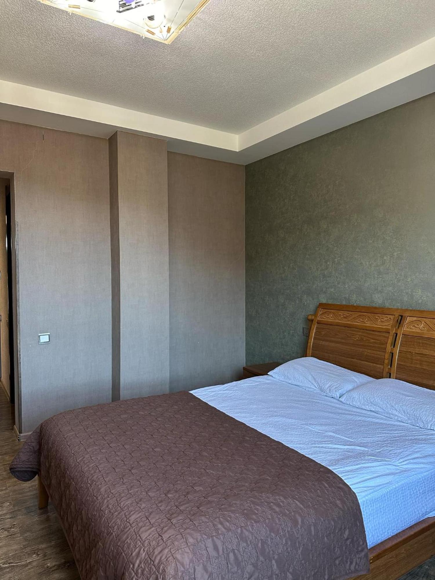 Hotel In บาคูเรียนี ภายนอก รูปภาพ