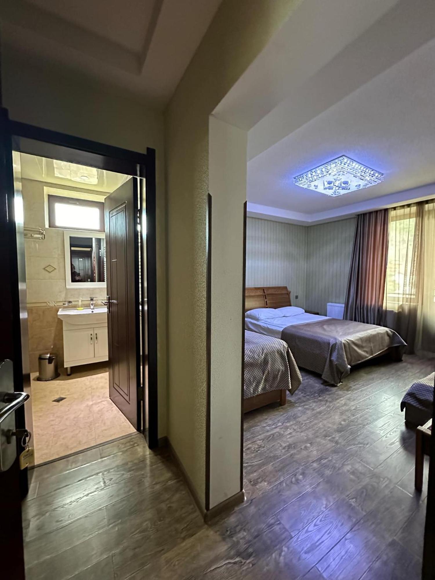 Hotel In บาคูเรียนี ภายนอก รูปภาพ